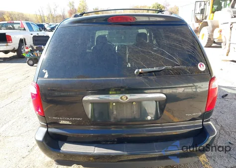 2006 Chrysler Town & Country Touring from USA, damaged, VIN 2A4GP54LX6R775541